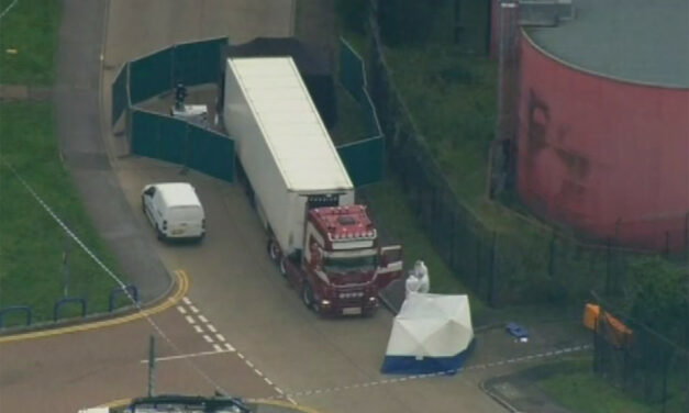 39 dead bodies found in truck near London, 25 year old driver from Northern Ireland under arrest