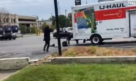 Breonna Taylor Protesters Run to Parked U-Haul Full of Supplies After Charges Against Cop Announced (VIDEO)